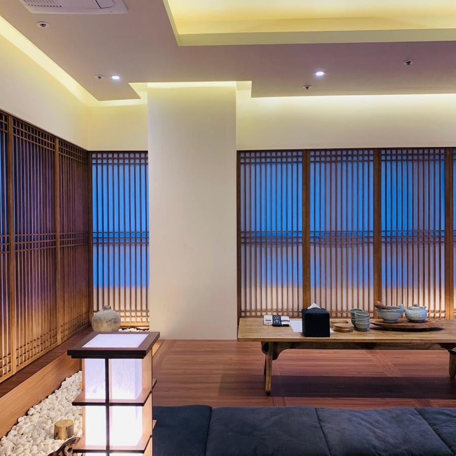 Uh Suite The Jongno Сеул Екстериор снимка