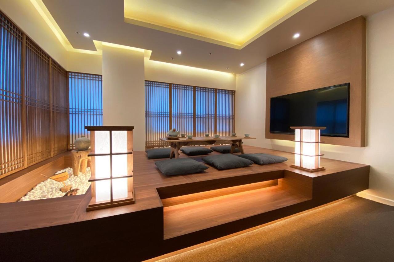 Uh Suite The Jongno Сеул Екстериор снимка